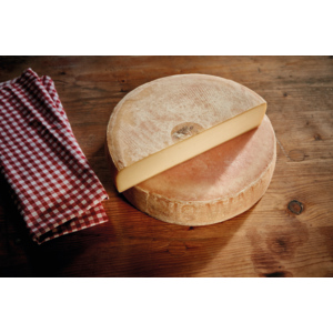 Origine Walliser Raclette AOP Bio, rund, 1/2 Laib ca. 2,5 kg Origine Walliser Raclette AOP Bio, rund, 1/2 Laib ca. 2,5 kg