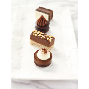 Traiteur de Paris Petits Fours Chocolate, assortiert, tiefgekühlt, 48 x 14 g Traiteur de Paris Petits Fours Chocolate, assortiert, tiefgekühlt, 48 x 14 g